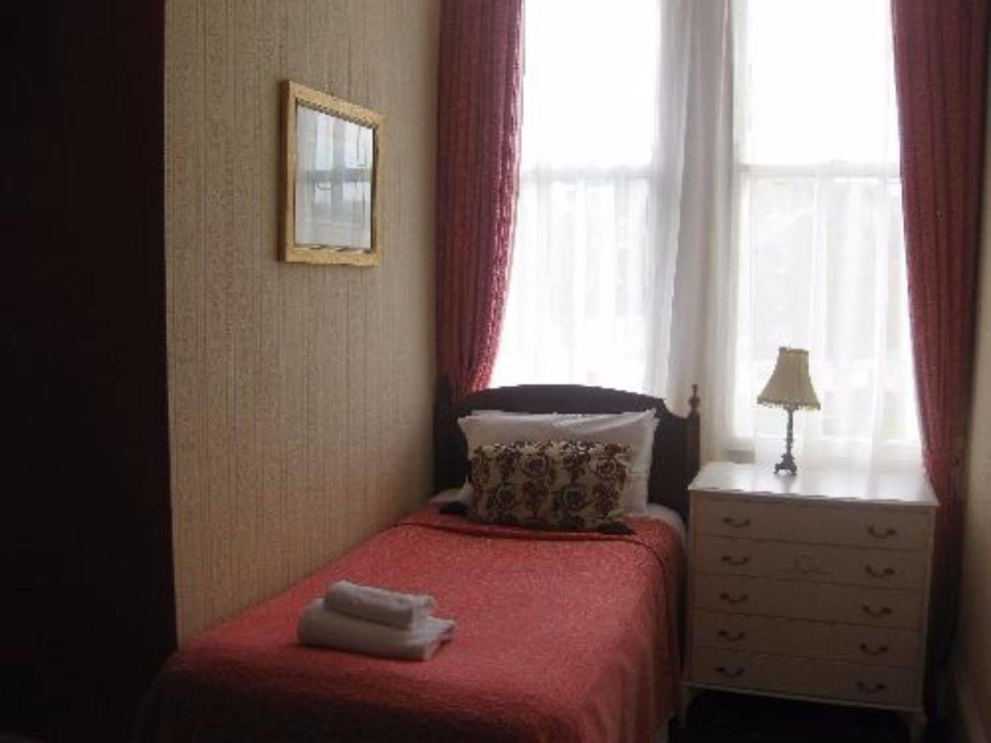 Park View Hotel อีสต์บอร์น ภายนอก รูปภาพ