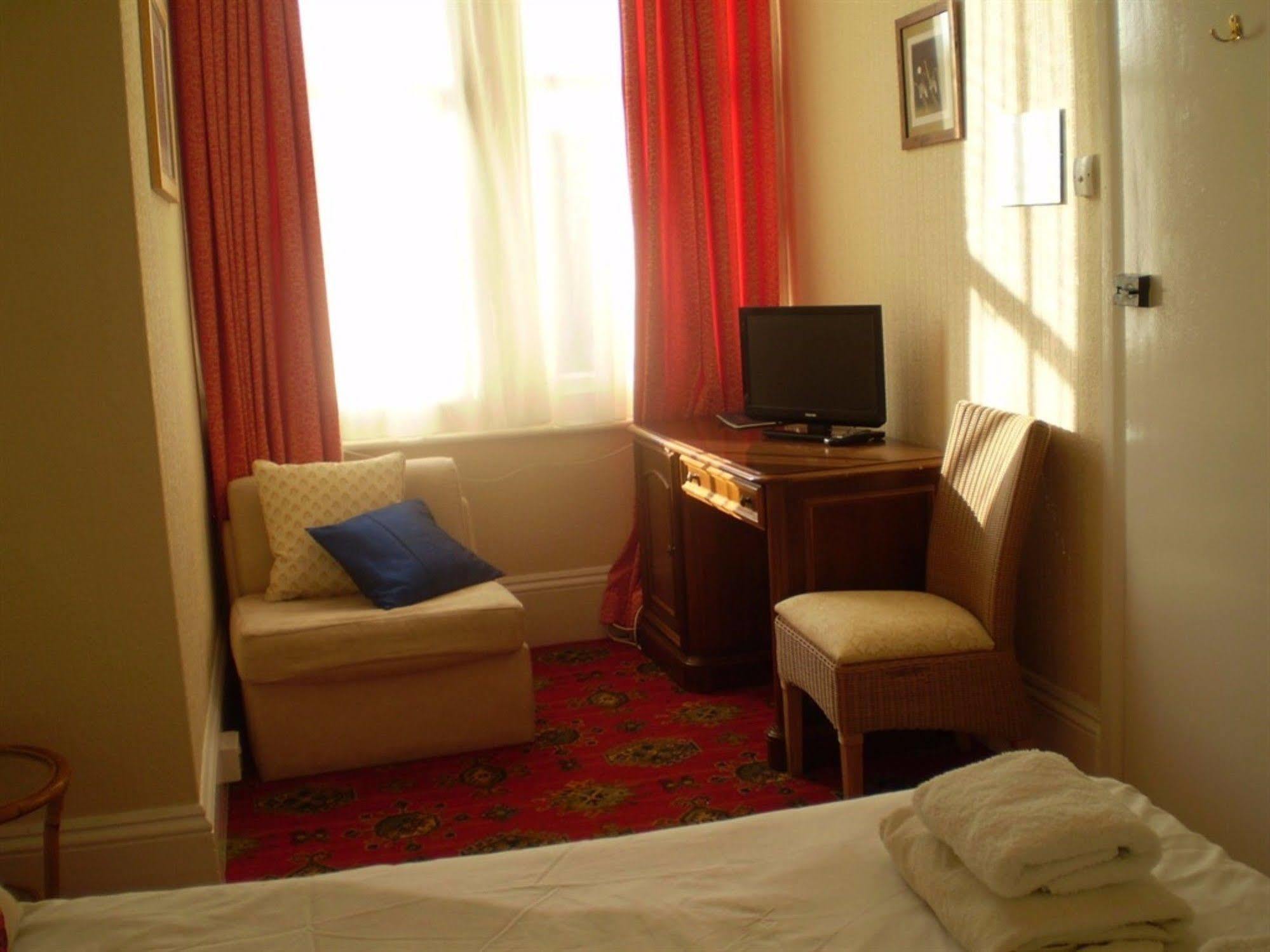 Park View Hotel อีสต์บอร์น ภายนอก รูปภาพ